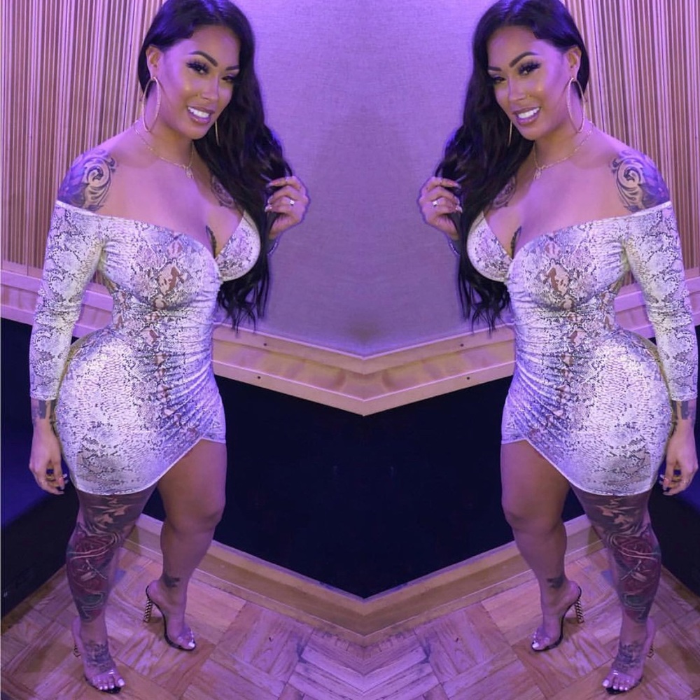 Python Print Off The Shoulder Mini Dress